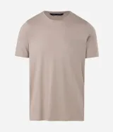Remera básica de corte slim para hombre, confeccionada en suave algodón peruano con cuello redondo y mangas cortas, de diseño liso.