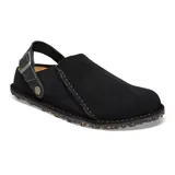 Zueco Birkenstock modelo Lutry, confeccionado en gamuza negra con correa trasera ajustable mediante hebilla metálica. Presenta una suela de corcho y caucho con diseño texturizado.