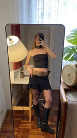 Strapless negro de lycra.