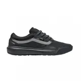 Championes Vans modelo UltraRange 2.0, color negro con detalles en gris. Diseño de perfil bajo con capellada de malla transpirable y refuerzos sintéticos, entresuela acolchada y suela de goma resistente.