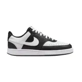 Championes Nike Court Vision Lo NN, modelo clásico con diseño de inspiración basquetbolera de los años 80, confeccionados con materiales sintéticos duraderos en color negro con detalles en blanco.