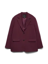 Blazer de corte oversize confeccionado en tejido plano color bordó, con cuello smoking, cierre frontal con botones y bolsillos delanteros con solapa.