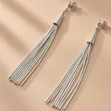 Caravanas colgantes de plata 925, diseño de plata líquida con flecos largos y finos.