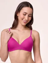 Soutien de microfibra ultrasuave con copas soft moldeadas sin aro. Cuenta con laterales dobles, varillas internas para mayor soporte y breteles convertibles multiposición.
