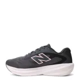 Championes de running New Balance 680 V9, color negro con detalles en rosado y entresuela blanca. Cuentan con capellada de malla transpirable y ajuste por cordones.