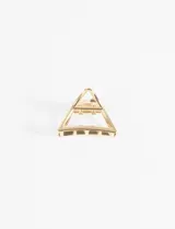 Broche para el pelo metálico color plateado, con forma triangular.
