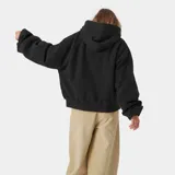 Campera negra con capucha y cierre frontal, corte boxy y bolsillos tipo canguro. Estampado con letras "EME" en el pecho.