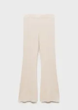 Pantalón de punto acanalado con cintura elástica y diseño de corte flare.