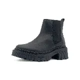 Botineta estilo Chelsea de cuero negro con paneles elásticos laterales y suela track gruesa con plataforma y taco ancho texturizado.