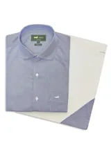 Camisa de manga larga de algodón RKF modelo Easylife, con diseño a rayas finas azules y blancas, cuello italiano, cierre frontal con botones y bolsillo en el pecho con logo bordado.