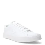 Championes Converse de corte bajo, color blanco, confeccionados en material sintético con el icónico logo de estrella y galón en el lateral. Presentan cierre mediante cordones y suela de goma texturizada.