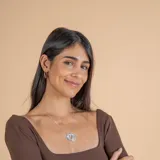 Aros tipo argolla de diseño clásico, fabricados en plata 925 con acabado pulido.