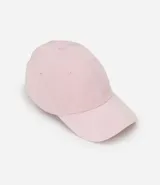 Gorro tipo gorra de béisbol color rosado, con visera curva y diseño liso.