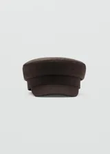 Gorro tipo boina marinera color marrón, con visera corta y estructura rígida de paño.