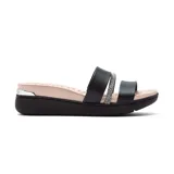 Sandalia casual con plataforma, color negro, con tres tiras en la parte delantera, una de ellas con strass.