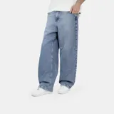Pantalón de jean con corte ultra baggy, de tiro medio y pierna ancha. Presenta un lavado clásico en tono azul medio y costuras reforzadas.
