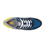 Championes Caterpillar Trigen Mesh en color azul, con detalles en amarillo, blanco y turquesa. Combinan ante, ante revestido y malla, con suela exterior de goma resistente y entresuela de EVA ligera.