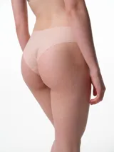 Bombacha estilo bikini de microfibra color rosado, con corte láser y diseño sin costuras.