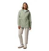 Campera impermeable Columbia Blossom Park Rain, color verde, con cierre frontal y cintura ajustable con cordón.