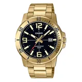 Reloj Casio de acero inoxidable dorado con esfera negra. Presenta movimiento de cuarzo japonés, cristal mineral y visor de fecha. Incluye pulsera de eslabones dorados y bisel con marcadores.