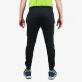 Pantalón de jogging negro de corte ajustado, con cintura elástica y cordón ajustable.