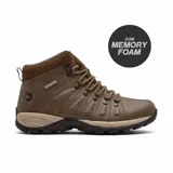 Bota de trekking Hi-Tec modelo Fynn, color marrón, con tecnología impermeable y plantilla de memory foam. Presenta diseño de caña media, cordones reforzados y suela de goma con relieve para mayor tracción.