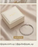 Pulsera de plata 925 compuesta por eslabones ovalados con diseño calado.