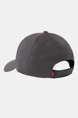 Gorra Levi's de color gris con diseño clásico de visera curva y cierre ajustable en la parte trasera. Cuenta con el logotipo bordado en contraste en el panel frontal.