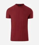 Remera slim de manga corta con cuello redondo, confeccionada en tejido de viscosa con textura de rayas verticales.
