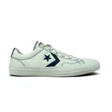 Championes urbanos Converse Star Player Ox, color blanco con detalles en azul marino.