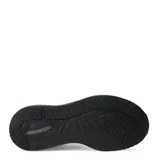 Championes deportivos Umbro modelo Pure Step, color negro con detalles en gris oscuro. Presentan un diseño de malla transpirable, cierre con cordones y suela con amortiguación.