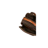 Mochila Bric's de cuero texturizado color marrón oscuro, con compartimento principal y bolsillo frontal con cierre, asas superiores y detalles en cuero tostado.