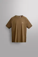 Camiseta de entrenamiento Zara Athleticz de tejido técnico ligero y elástico color marrón, con cuello redondo, manga corta, costuras planas y gráfico estampado a contraste en el delantero.