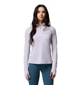 Remera deportiva de manga larga Columbia con cierre frontal parcial, cuello alto y orificios para pulgares en los puños. Confeccionada con tecnología Omni-WICK para control de humedad y neutralización de olores.
