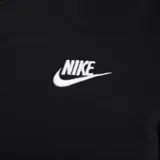Remera Nike Sportswear Club de color negro, corte clásico de manga corta y cuello redondo, con el logotipo de Futura bordado en blanco en el pecho.