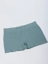 Boxer blanco con elástico negro en la cintura con el logo de la marca Rusty en gris.