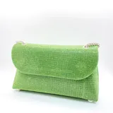 Bolso de mano tipo clutch color verde lima, forrado en malla de strass a tono. Tiene asa de cadena dorada que puede llevarse corta o larga y bolsillo interior con cierre.