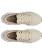 Championes de running Under Armour modelo Ascend, color beige con entresuela blanca. Presentan parte superior de malla transpirable con refuerzos en el mediopié, amortiguación Charged+ en la mediasuela y suela de goma resistente.