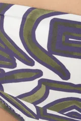 Bombacha de bikini de talle alto con banda ancha plisada en la cintura y diseño estampado orgánico en tonos verde y azul sobre fondo blanco.