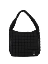 Bolso tipo tote de Terrano, color negro, con diseño acolchado de textura cuadriculada. Presenta un asa superior fruncida, cierre principal y bolsillos laterales con cierre. Incluye un pequeño parche con el logo de la marca en la parte inferior.