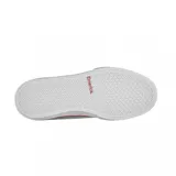 Championes de skate Emerica modelo Cadence, color verde con detalles en azul marino, blanco y rojo. Confeccionados en lona resistente, cuentan con suela de goma blanca con una línea roja decorativa y cierre de cordones.