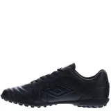 Championes de fútbol 5 Umbro modelo Touch TF, con suela de goma diseñada para césped sintético. Presentan un diseño clásico con el logo de la marca en el lateral y cierre mediante cordones.