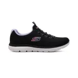 Championes deportivos Skechers modelo Summits Radiant Flow, color negro con detalles en lila y degradado rosa. Presentan una parte superior de tejido técnico, sistema de cordones elásticos y suela blanca de alto confort.