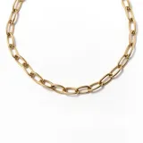 Collar dorado de acero con eslabones grandes ovalados.