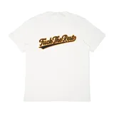Remera de manga corta color blanco roto (off-white) con un estampado frontal en tipografía cursiva negra con borde dorado que dice "Fuck The Rest".