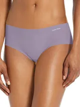 Bombacha hipster Calvin Klein color lila, de microfibra ligera con bordes cortados a láser y cintura baja.