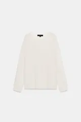 Jersey de punto fino con diseño de rayas horizontales en azul marino y blanco, cuello redondo y manga larga con corte raglán.