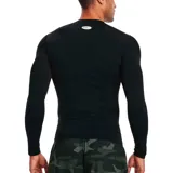 Remera de compresión Under Armour ColdGear de manga larga, color gris, con logo en el pecho y cuello redondo.