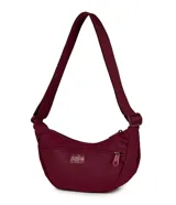 Bolso tipo bandolera Jansport, diseño curvo en color bordó, con correa ajustable y bolsillo frontal con cierre.