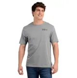 Remera de manga corta O'Neill color gris, con cuello redondo y pequeño estampado gráfico en el pecho con el logo de la marca y símbolos playeros.